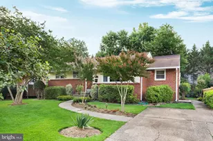 3419 Beechcraft Dr, Alexandria, VA 22306 - Photo 32