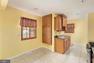 3419 Beechcraft Dr, Alexandria, VA 22306 - Photo 14