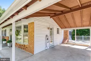 5019 Fleming Dr, Annandale, VA 22003 - Photo 36