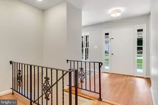 5019 Fleming Dr, Annandale, VA 22003 - Photo 8