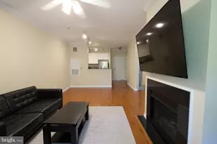 2765 Centerboro Dr, Vienna, VA 22181 - Photo 8
