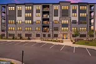 12850 Mosaic Pk Wy, Herndon, VA 20171 - Photo 2