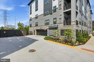 12850 Mosaic Pk Wy, Herndon, VA 20171 - Photo 26