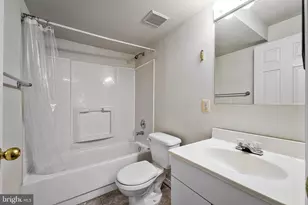 7059 Kings Manor Dr, Alexandria, VA 22315 - Photo 26