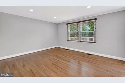 9501 Ironmaster Drive, Burke, VA 22015 - Photo 8
