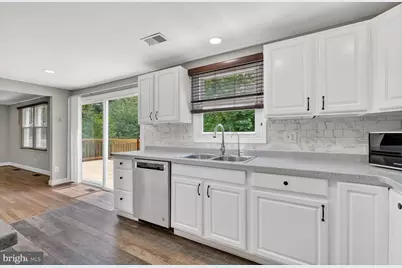 9501 Ironmaster Drive, Burke, VA 22015 - Photo 12