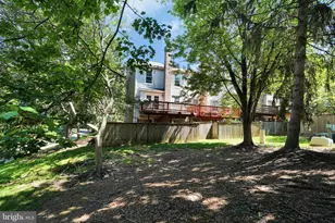 12300 Quiet Hollow Ct, Fairfax, VA 22033 - Photo 38