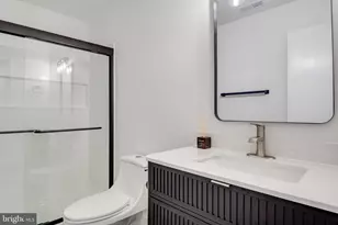 10236 Lawyers Rd, Vienna, VA 22181 - Photo 38