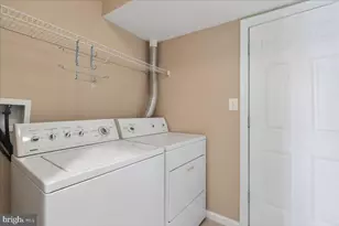 8506 Hallie Rose Pl, Alexandria, VA 22309 - Photo 42