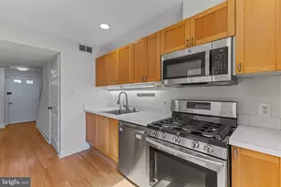 5537 Kendrick Ln, Burke, VA 22015 - Photo 22