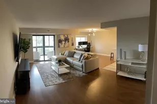 8340 Greensboro Dr, McLean, VA 22102 - Photo 6