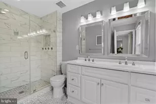 6707 Melrose Dr, McLean, VA 22101 - Photo 16