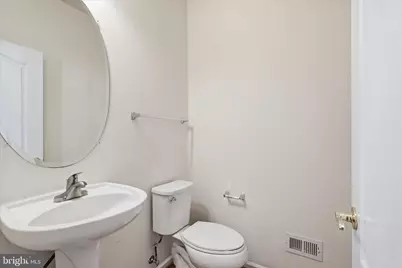 4677 Carisbrooke Lane, Fairfax, VA 22030 - Photo 16