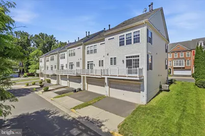 4677 Carisbrooke Lane, Fairfax, VA 22030 - Photo 32