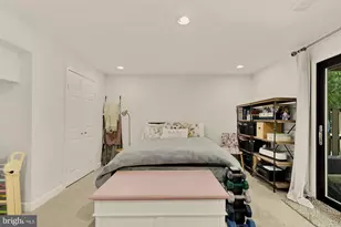 11170 Forest Edge Dr, Reston, VA 20190 - Photo 30