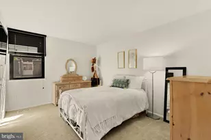 11170 Forest Edge Dr, Reston, VA 20190 - Photo 18