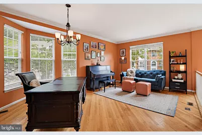 1212 Wild Hawthorn Way, Reston, VA 20194 - Photo 6