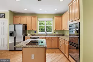 1212 Wild Hawthorn Way, Reston, VA 20194 - Photo 14