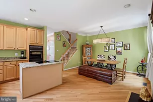1212 Wild Hawthorn Way, Reston, VA 20194 - Photo 8