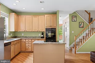 1212 Wild Hawthorn Way, Reston, VA 20194 - Photo 16