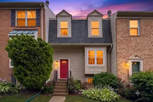 6165 Forest Creek Ln, Springfield, VA 22152 - Photo 2