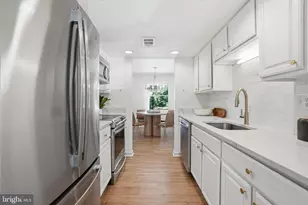 1579 Poplar Grove Dr, Reston, VA 20194 - Photo 6