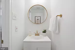 1579 Poplar Grove Dr, Reston, VA 20194 - Photo 12