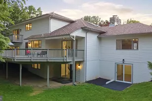 905 Falls Bridge Ln, Great Falls, VA 22066 - Photo 52