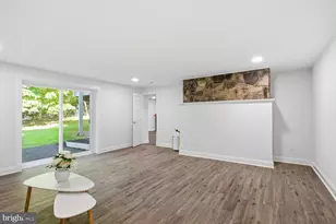 905 Falls Bridge Ln, Great Falls, VA 22066 - Photo 44
