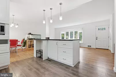 10926 Roma Street, Fairfax, VA 22030 - Photo 6