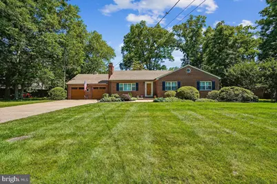 5515 Bradley Boulevard, Alexandria, VA 22311 - Photo 1