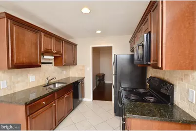 561 Florida Avnue #103, Herndon, VA 20170 - Photo 6
