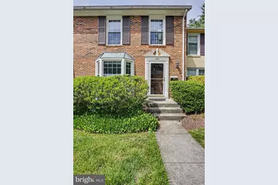 226 Commons Drive NW, Vienna, VA 22180 - Photo 26