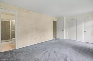 226 Commons Dr NW, Vienna, VA 22180 - Photo 18