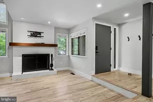 2105 Glencourse Ln, Reston, VA 20191 - Photo 4