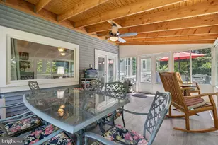 7702 Hilltopper Ct, Springfield, VA 22153 - Photo 32