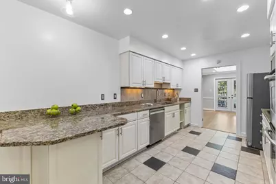 6308 Chaucer View Circle, Alexandria, VA 22304 - Photo 10