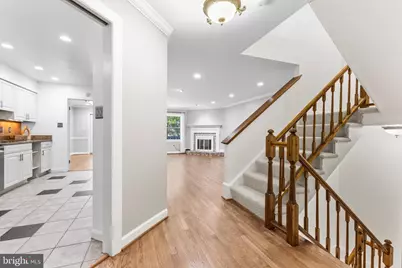 6308 Chaucer View Circle, Alexandria, VA 22304 - Photo 4
