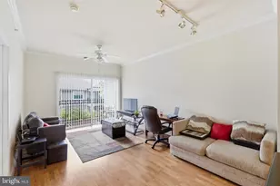 12913 Centre Park Cir, Herndon, VA 20171 - Photo 8