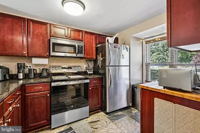 5921 Sir Cambridge Way, Alexandria, VA 22315 - Photo 6