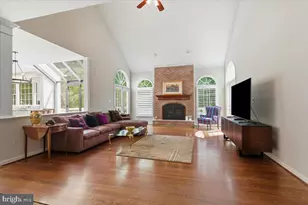 11224 Devereux Manor Ln, Fairfax Station, VA 22039 - Photo 16