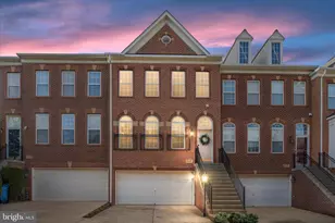 5669 Faircloth Ct, Centreville, VA 20120 - Photo 1