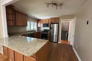 8407 W Boulevard Dr, Alexandria, VA 22308 - Photo 6