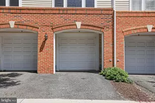 7109 Mason Grove Ct, Alexandria, VA 22306 - Photo 2