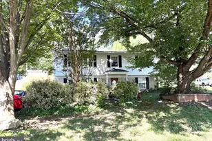 7941 Harwood Pl, Springfield, VA 22152 - Photo 1