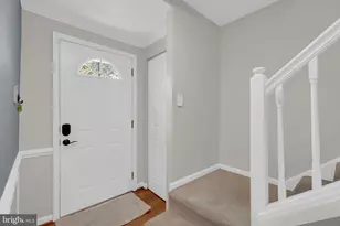 7658 Wolford Way, Lorton, VA 22079 - Photo 8