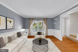 7658 Wolford Way, Lorton, VA 22079 - Photo 2