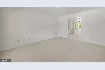 6914 Hadlow Drive, Springfield, VA 22152 - Photo 6