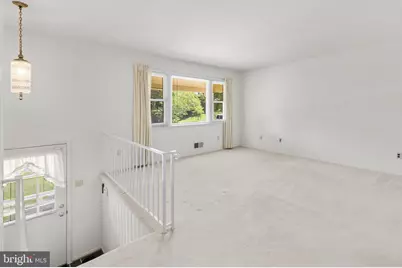6914 Hadlow Drive, Springfield, VA 22152 - Photo 2