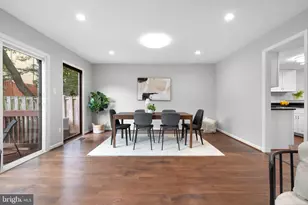 3170 Readsborough Ct, Fairfax, VA 22031 - Photo 6